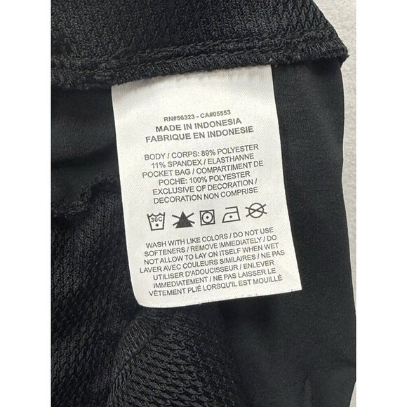 Womens Shorts - Picture 4 of 9